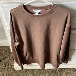 Brown Crewneck Sweatshirt & Pants